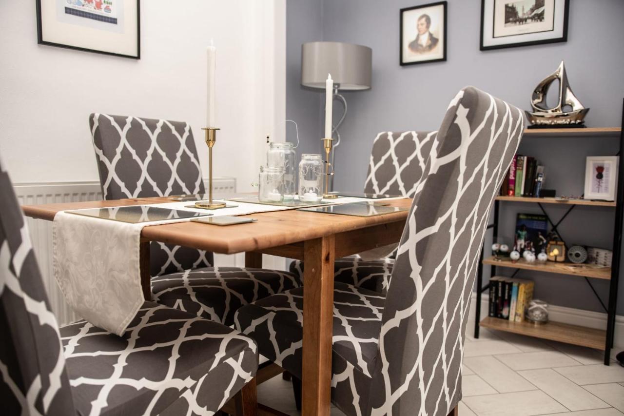 Rose Apartment 2-Bed Town Centre Apartment In Ayr Bagian luar foto